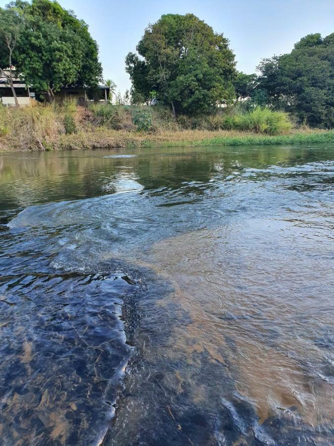 Alvorada do Norte Pousada Do Rio Corrente מראה חיצוני תמונה